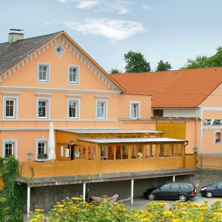 Gasthaus Kloibhofer Neukirchen bei Lambach Exterior foto